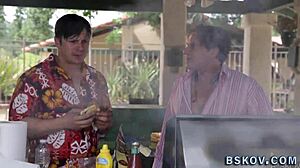 milf feet worshipped