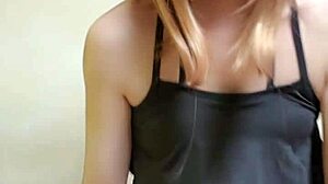 Intense Shemale Blowjob