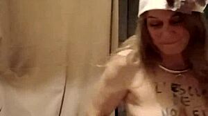 Solo Striptease Session