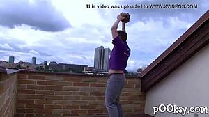 Kızıl Saçlı İç Çamaşırında Vahşi Seks