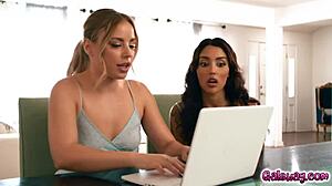 Roommates Pussy Romp