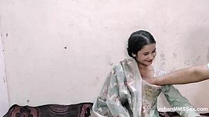 Indian Bhabhi Blowjob Sex