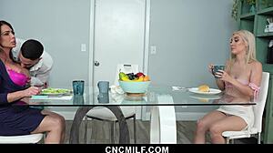 Freeusing Milf And Not-Sister