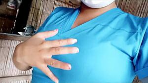 Enfermera follada en casa