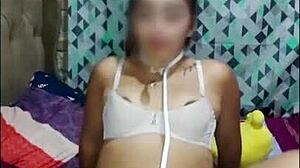 latina masturbating squirts