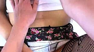 petite creampie misionero