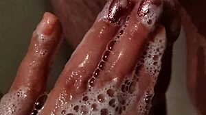 Shower pleasure session