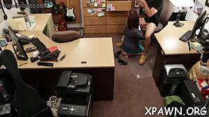 Dude Fucks Hot Bitch!