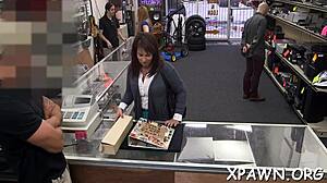 Dude Fucks Hot Bitch!