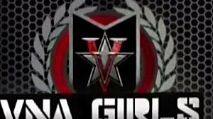 Agents Kiss And Explore