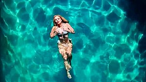 Violet's Asshole Showoff