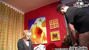 Fette Milf Überredet