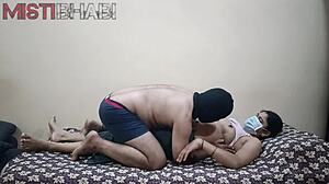 देसी भाभी डॉगी चोदाई