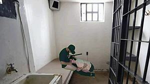 Police Dominates Prisoner