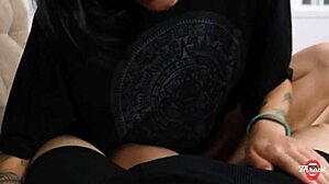 Deepthroating Neighbor Wife