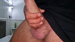 Amateur Moaning Close-up