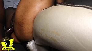 Rocking Neighbor Cum