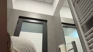 Creampie Pussy Fingering!