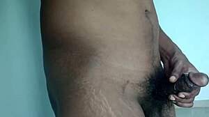 Bodybuilder Solo Debut