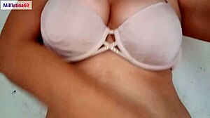 milf pussy tease