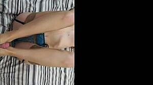 model deepthroats cock