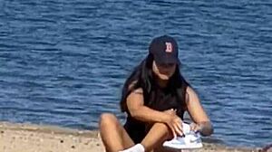 juicy cameltoe tease