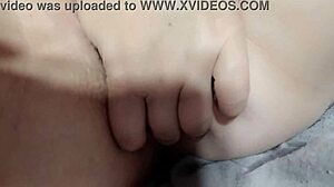 buttplug finger solo