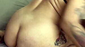 Wet Pee Masturbation