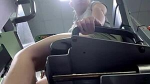  Gym Extreme Squirting