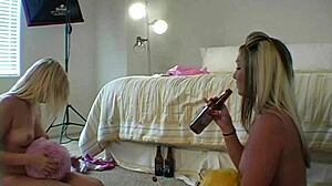 lesbian nude photoshoot