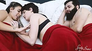 threesome anal gaping