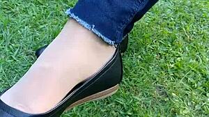 Nylon Shoeplay Tease