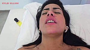 masseuse big tits