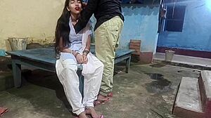 इंडियन आउटडोर चुदाई