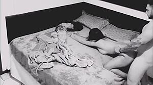 Naboens kone bliver kneppet