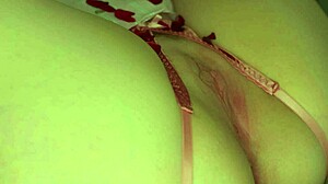 Valentine Pussy Play