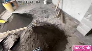 Šukání na stavbě