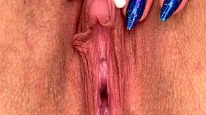 Squirting Big Clit