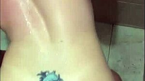 banheiro empinada