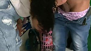 culona licking rescue