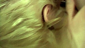 Hancur memek di garasi