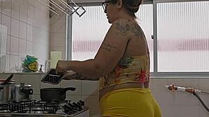 Shorts Exhibitionist
