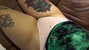 swollen latina pussy