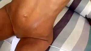 Monika Fox Striptease