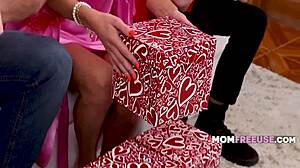 Neighbor Sharing Temptation