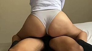 curvy schoolgirl vid