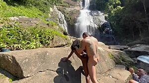 Latina Anal Bastidores