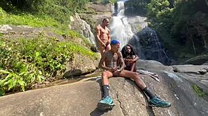 Latina Anal Bastidores