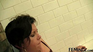 lesbian fingering orgy