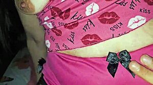 Anak Tiri Datang Kunjung Malam Hari Buat Mesum